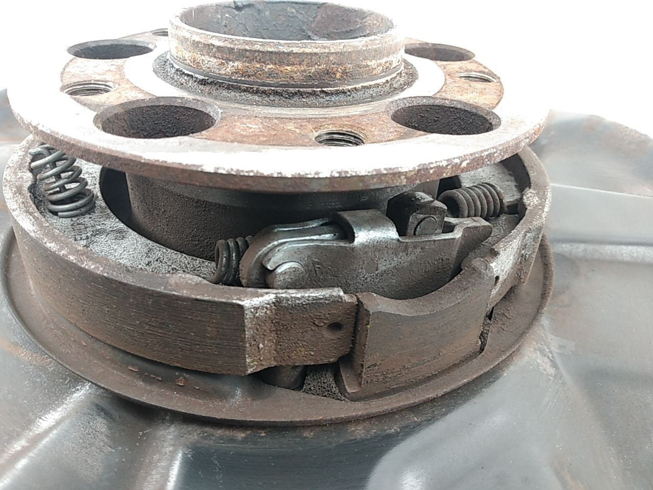 Mercedes CLK430 Driver Left Rear Spindle Knuckle Hub