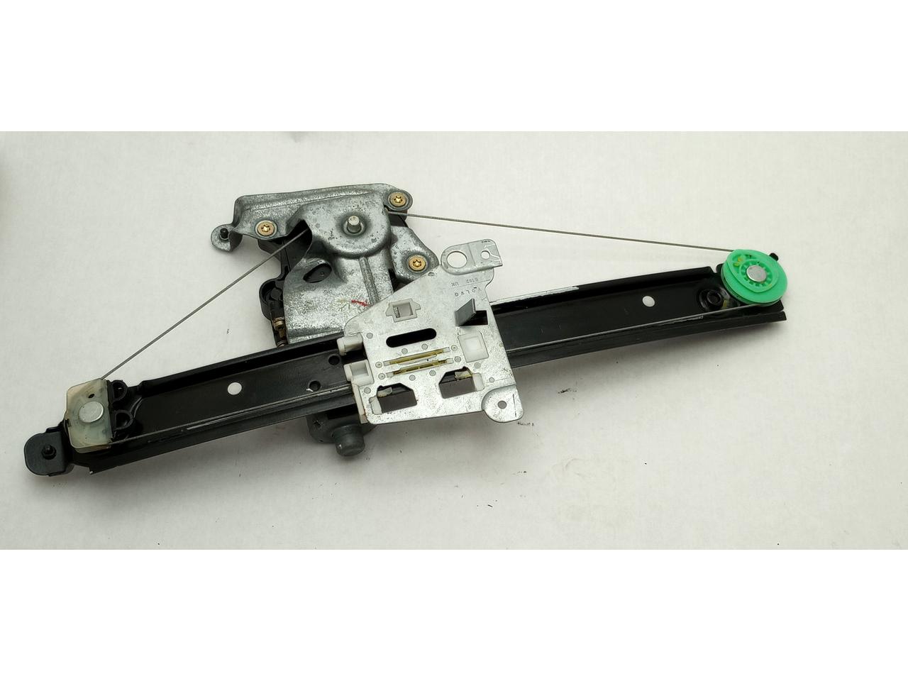 Volvo V70 Passenger Right Rear Window Regulator