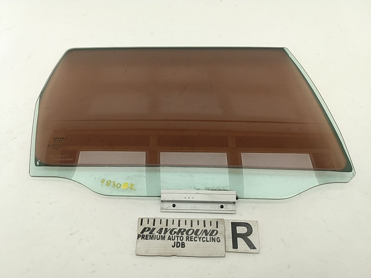 Volvo V70 Passenger Right Rear Door Window Glass