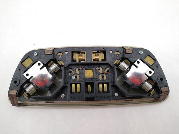 Volvo V70 Rear Center Dome Light