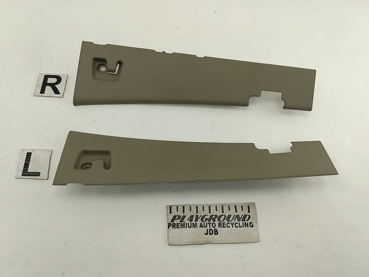 Volvo V70 Pair Of Rear Upper Trim Panels