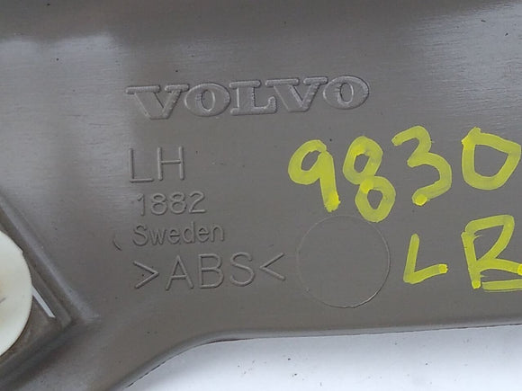 Volvo V70 Pair Of Rear C Pillar Trims