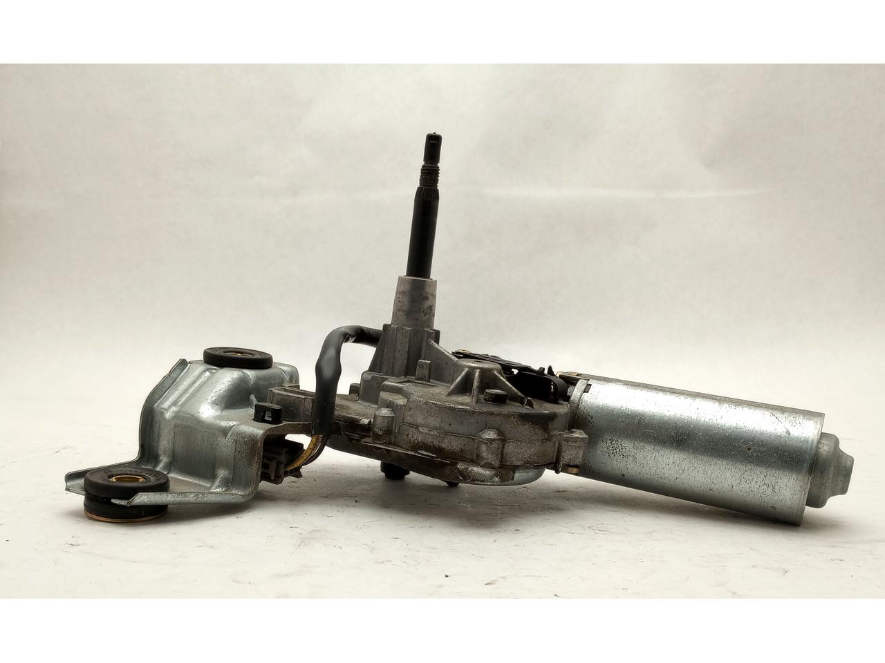 Volvo V70 Rear Wiper Motor - 0