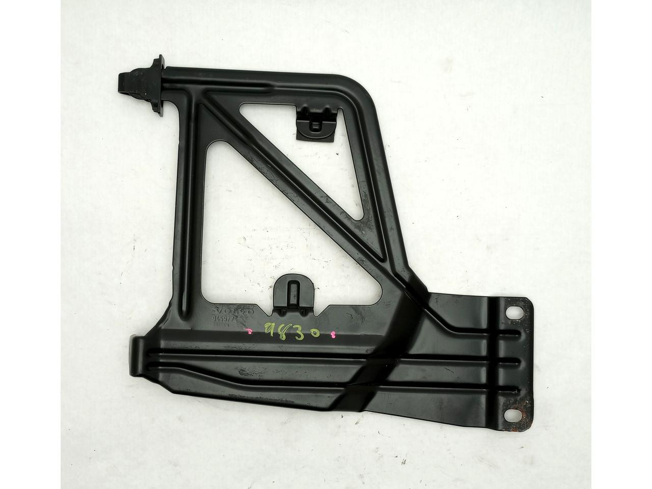 Volvo V70 Battery Hold Down Bracket