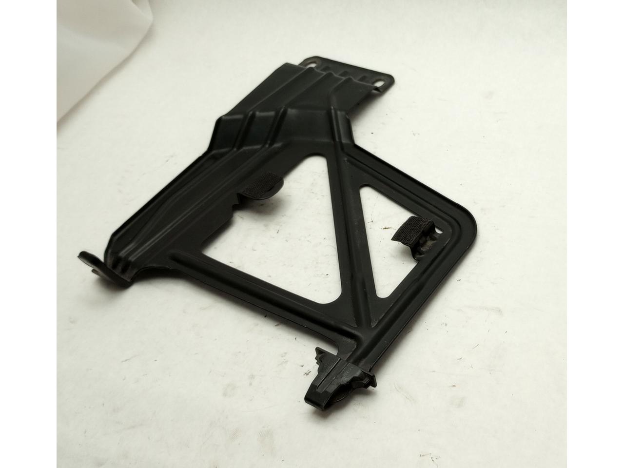 Volvo V70 Battery Hold Down Bracket