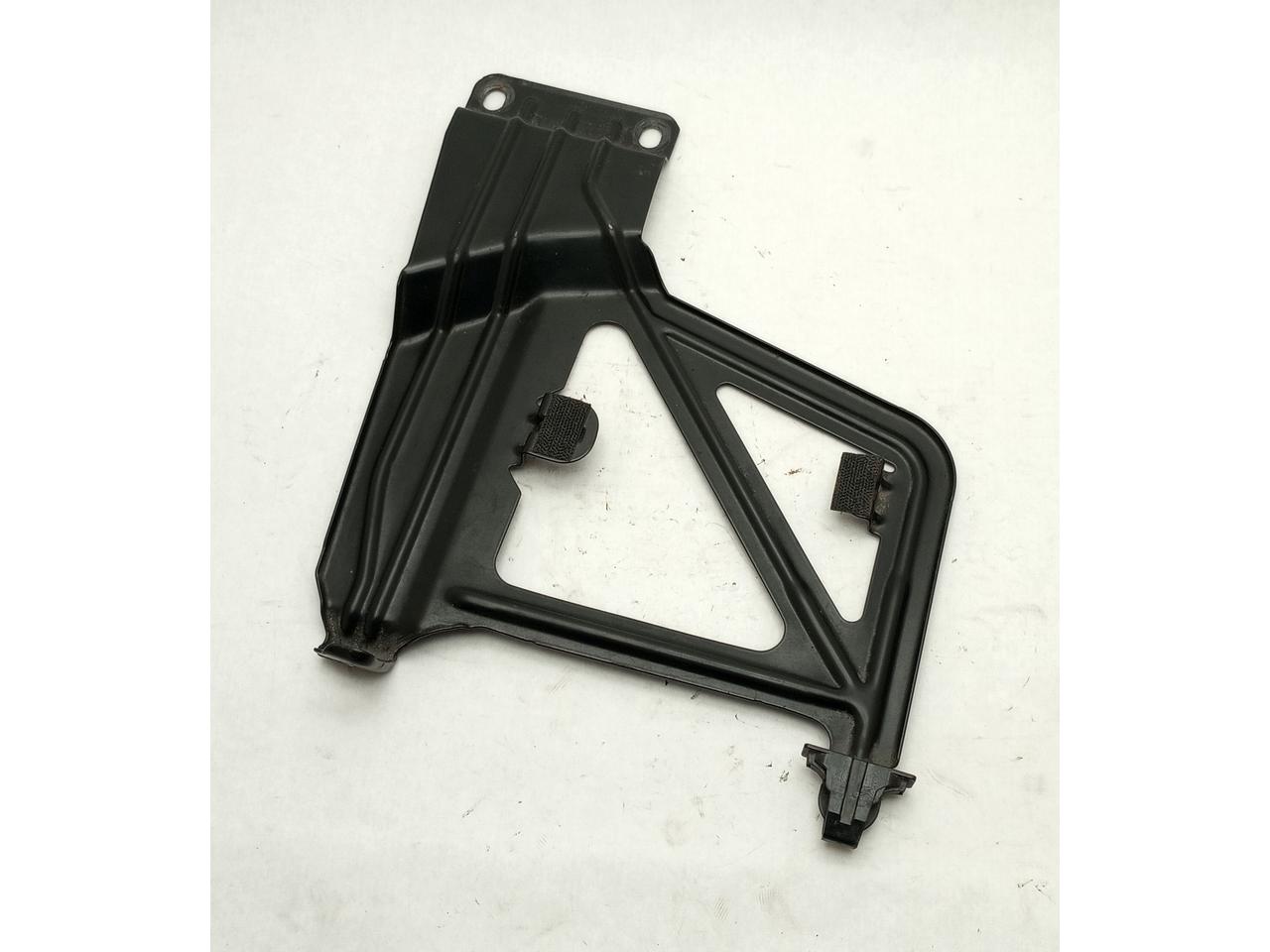 Volvo V70 Battery Hold Down Bracket