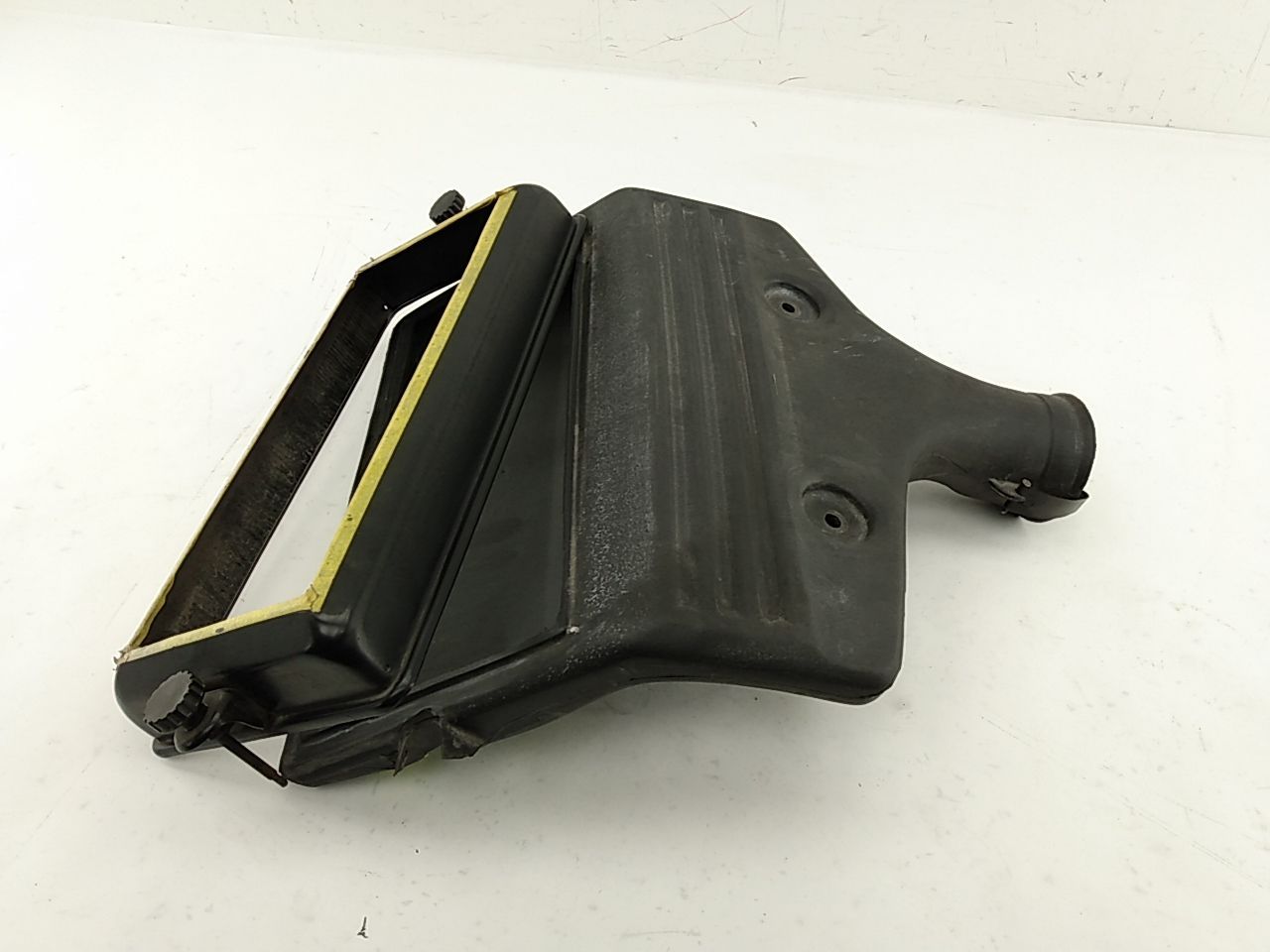 Corvette C4 **AS IS** Air Cleaner Filter Housing
