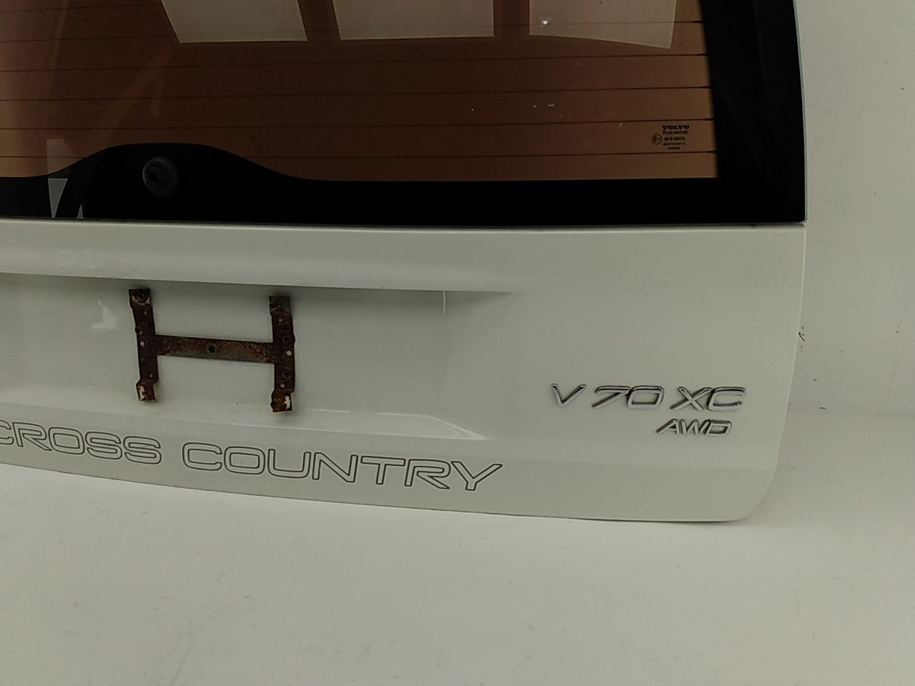 Volvo V70 Rear Tailgate Assembly with Glass