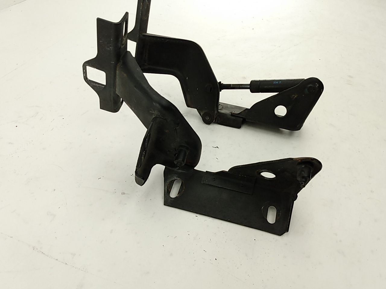 Corvette C4 Pair Of Hood Hinges - 0