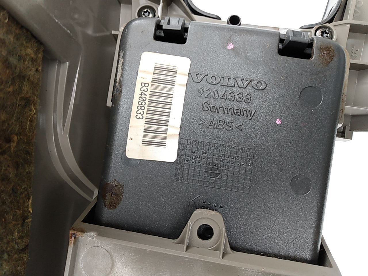 Volvo V70 Center Console Base