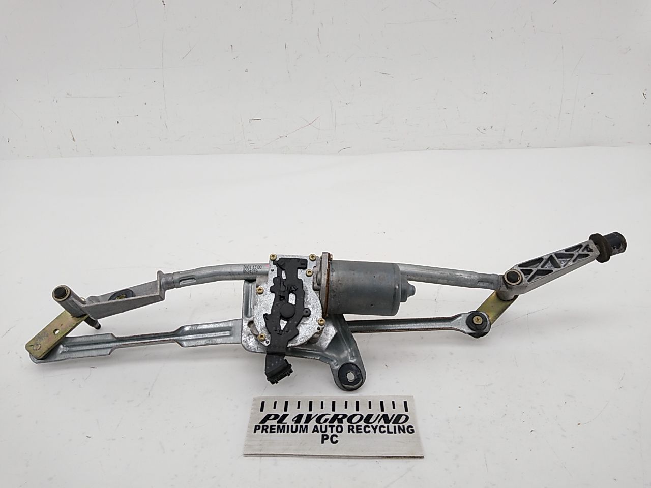 Volvo V70 Front Windshield Wiper Transmission and Motor