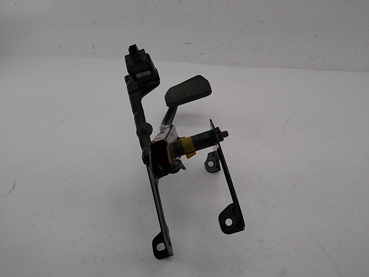 Volvo V70 Brake Pedal Assembly