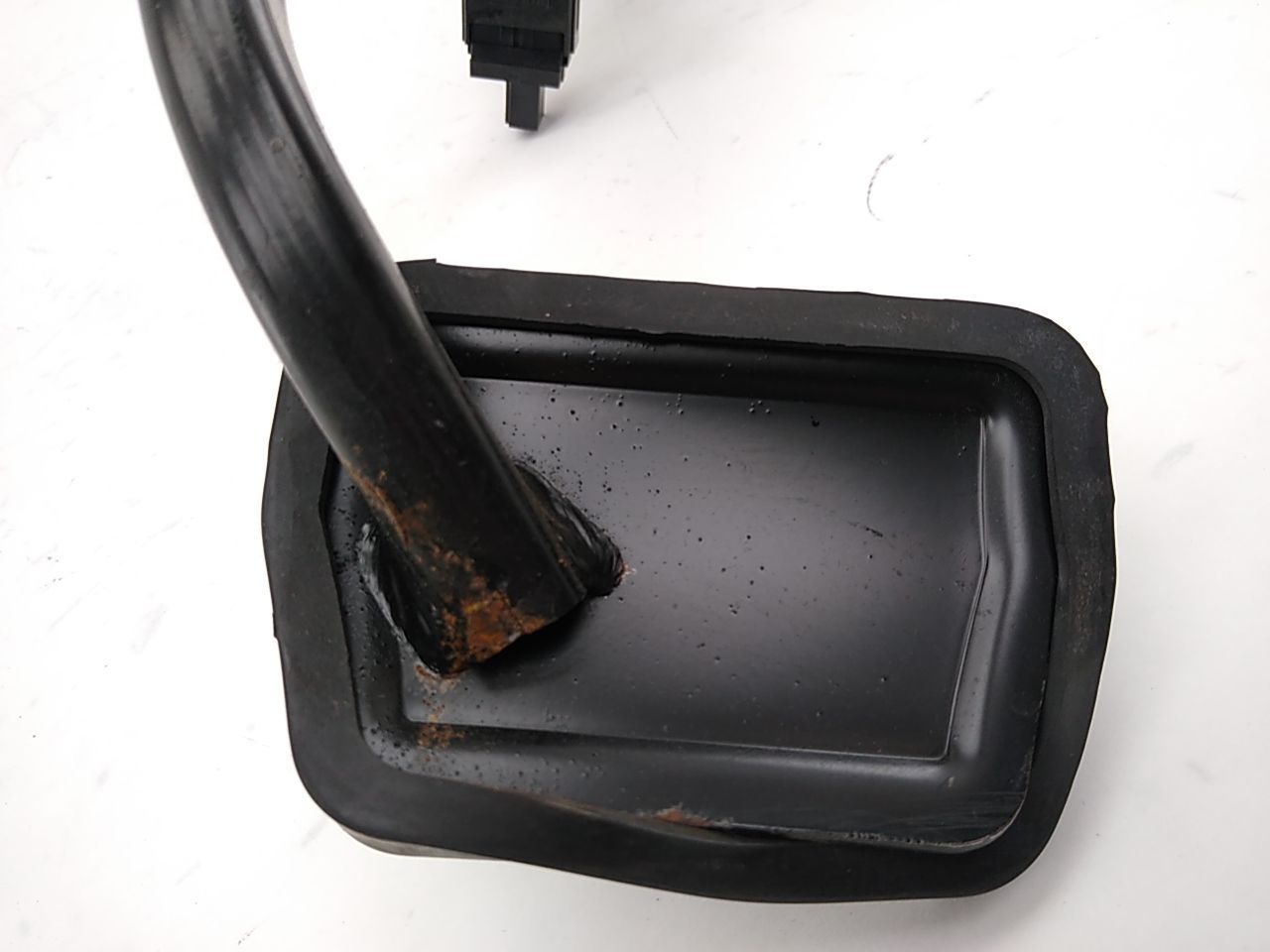 Volvo V70 Brake Pedal Assembly