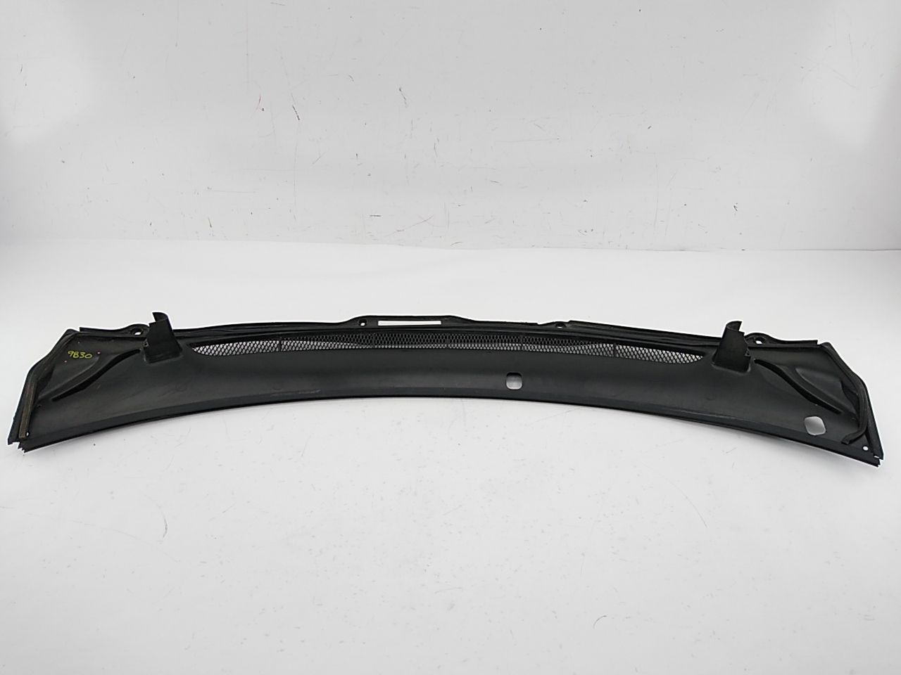 Volvo V70 Windshield Cowl Vent Panel