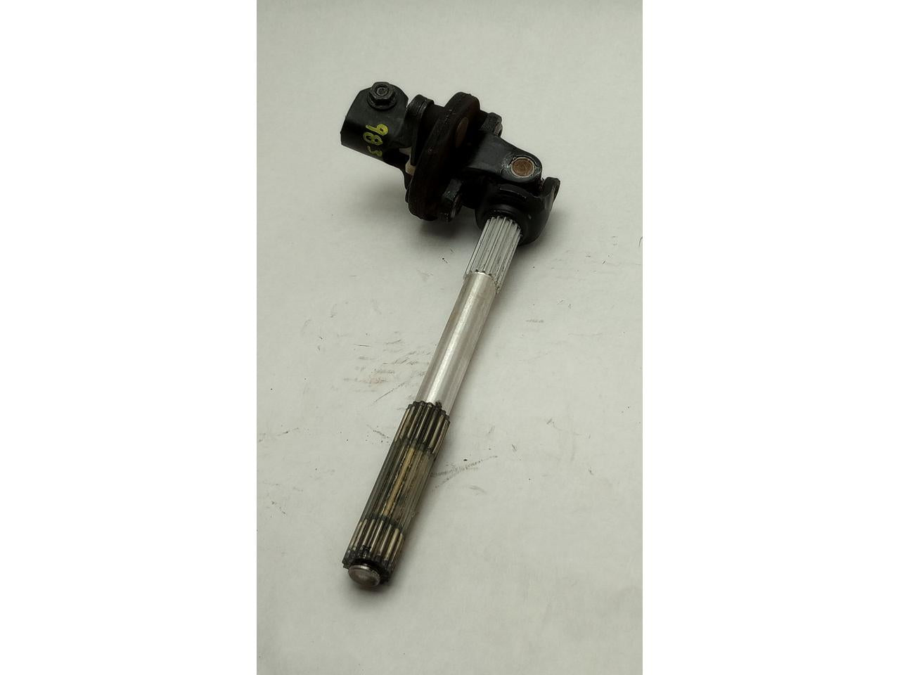 Volvo V70 Steering Column Upper Shaft - 0