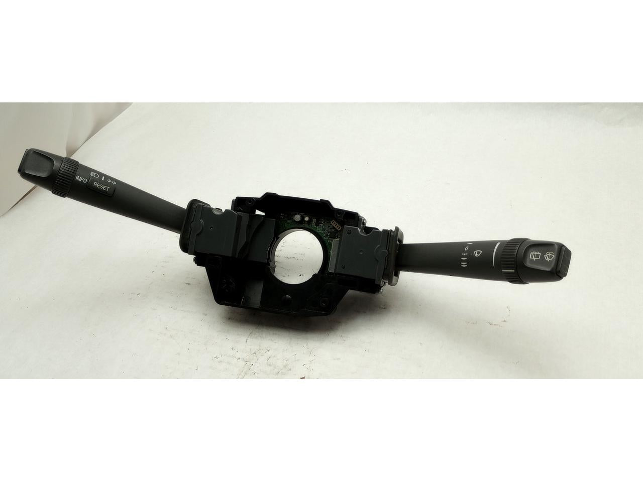 Volvo V70 Steering Column Multifunction Switch - 0