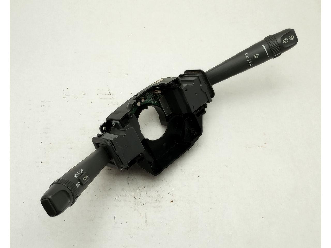 Volvo V70 Steering Column Multifunction Switch