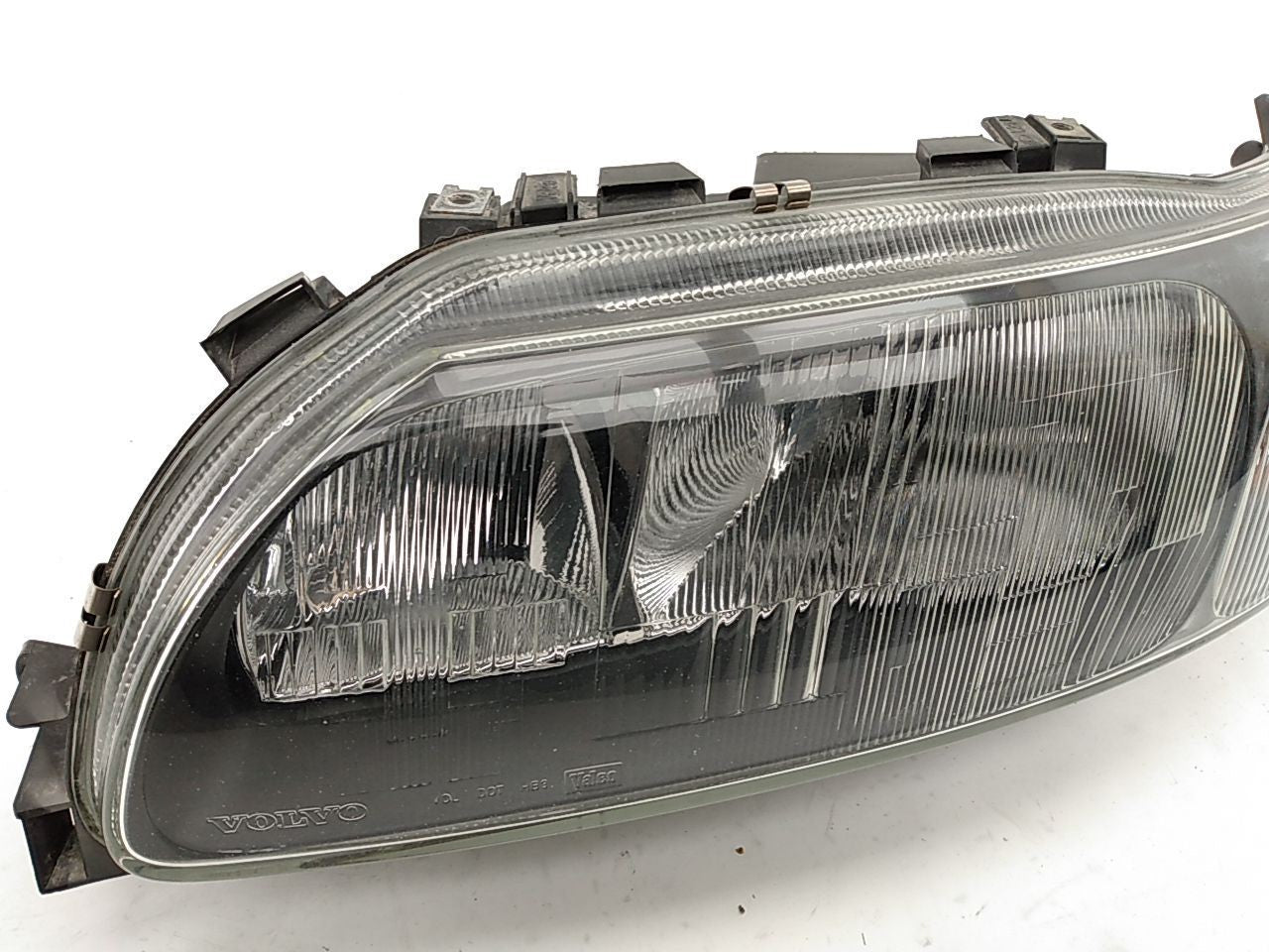 Volvo V70 Driver Left Headlight Lamp