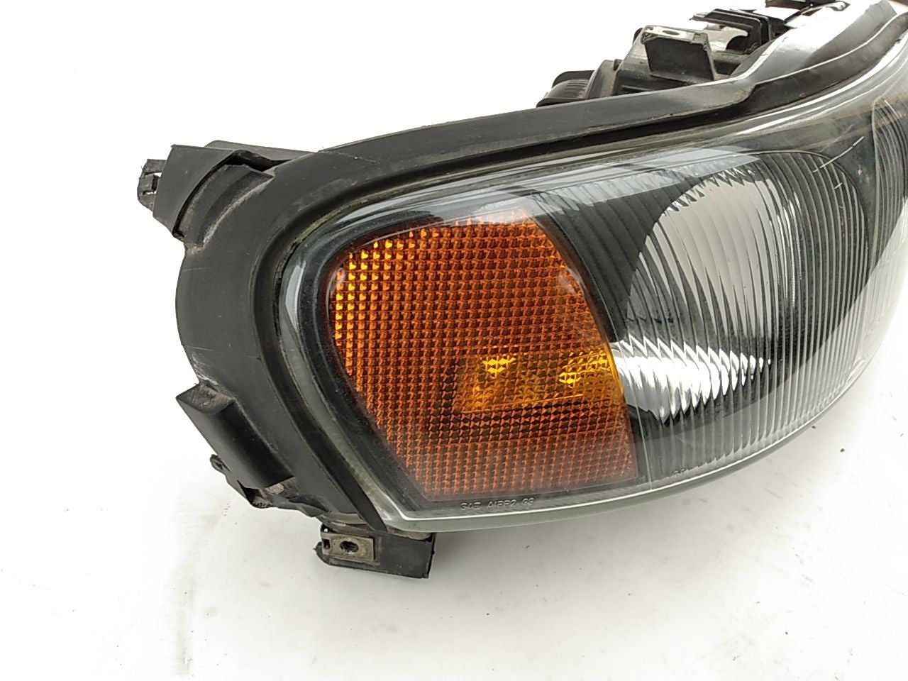 Volvo V70 Passenger Right Headlight Lamp