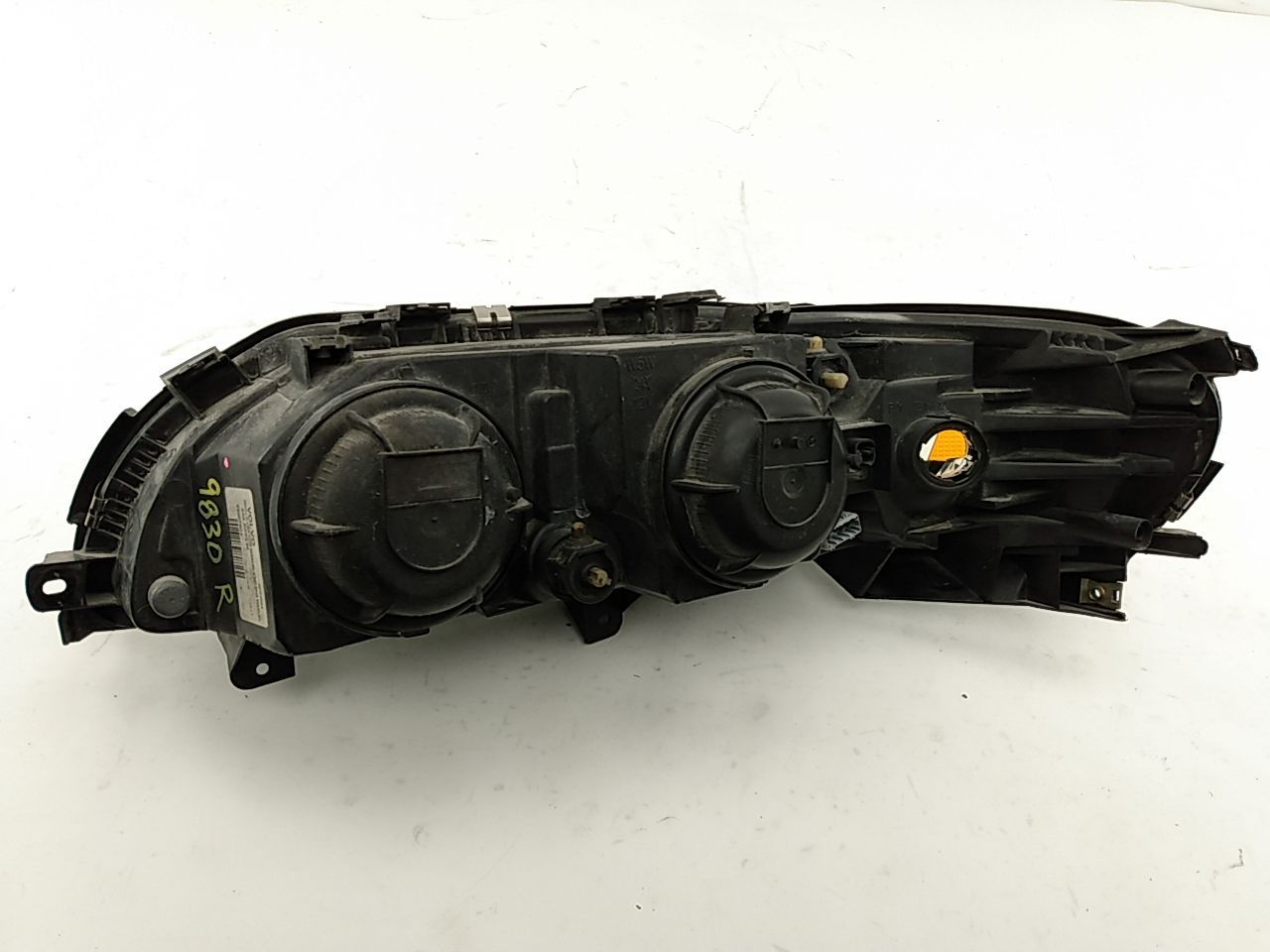 Volvo V70 Passenger Right Headlight Lamp