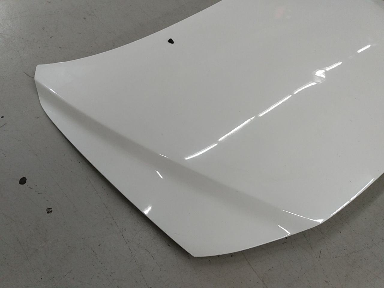 Volvo V70 Hood Bonnet Panel - 0