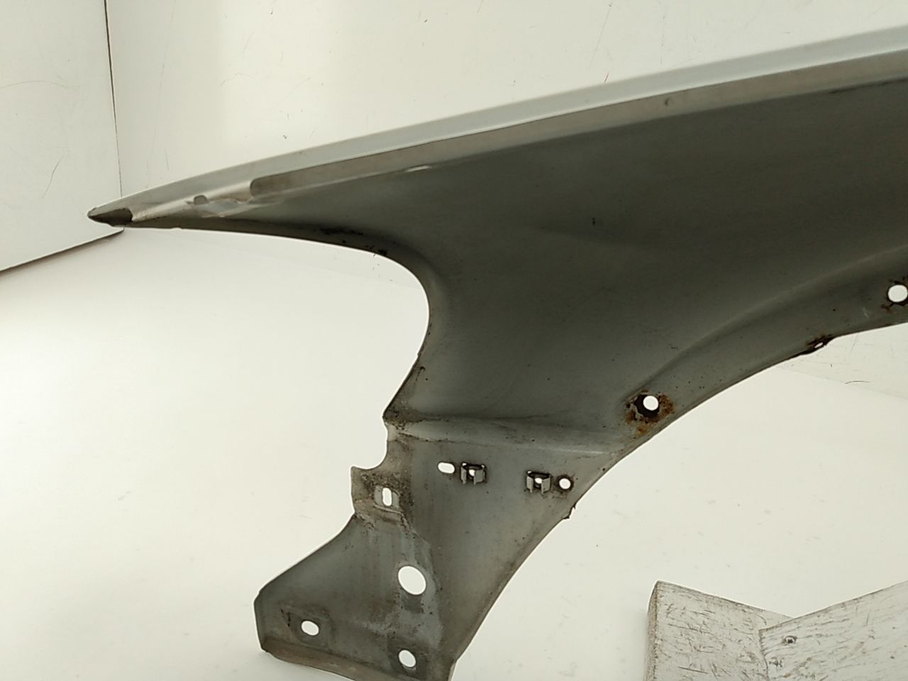 Volvo V70 Passenger Right Front Fender