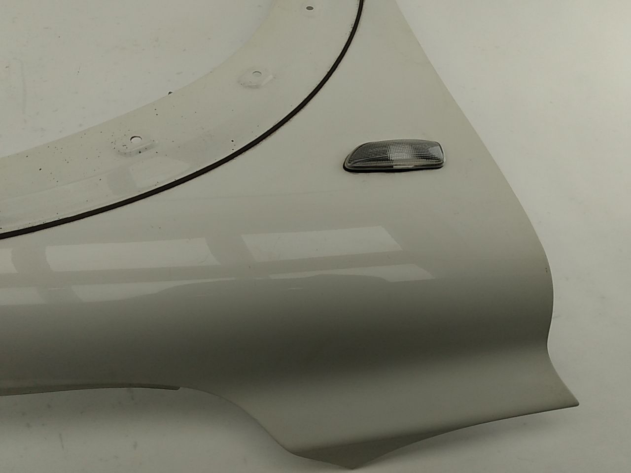 Volvo V70 Passenger Right Front Fender