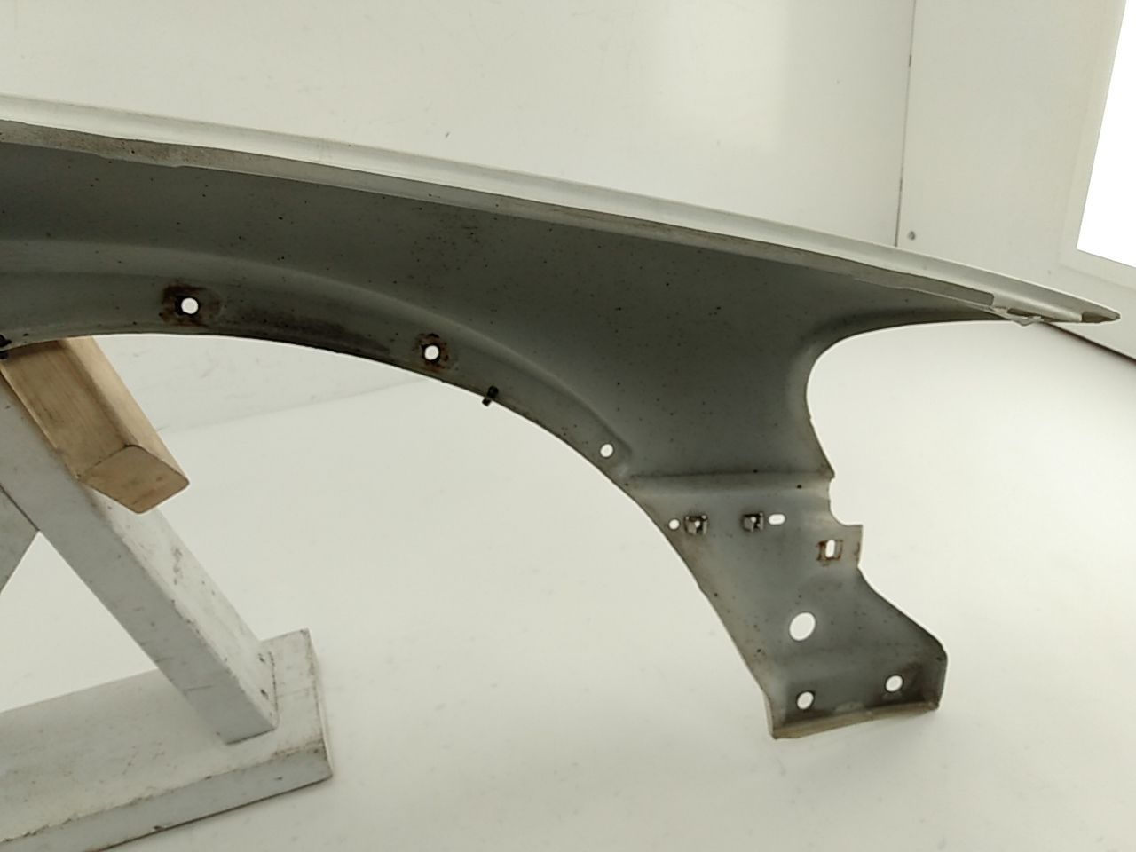 Volvo V70 Driver Left Front Fender