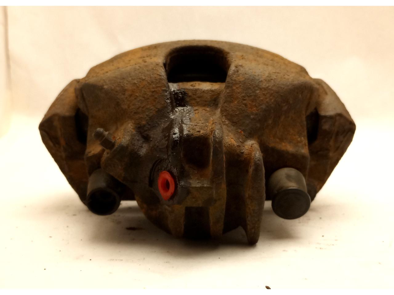 Volvo V70 Driver Left Front Brake Caliper