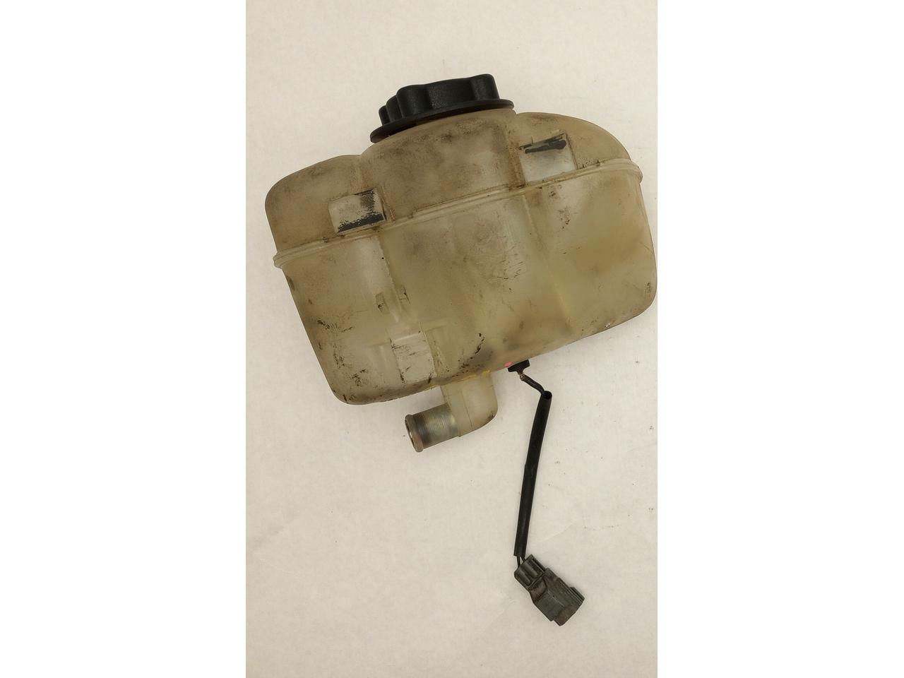 Volvo V70 Coolant Reservoir