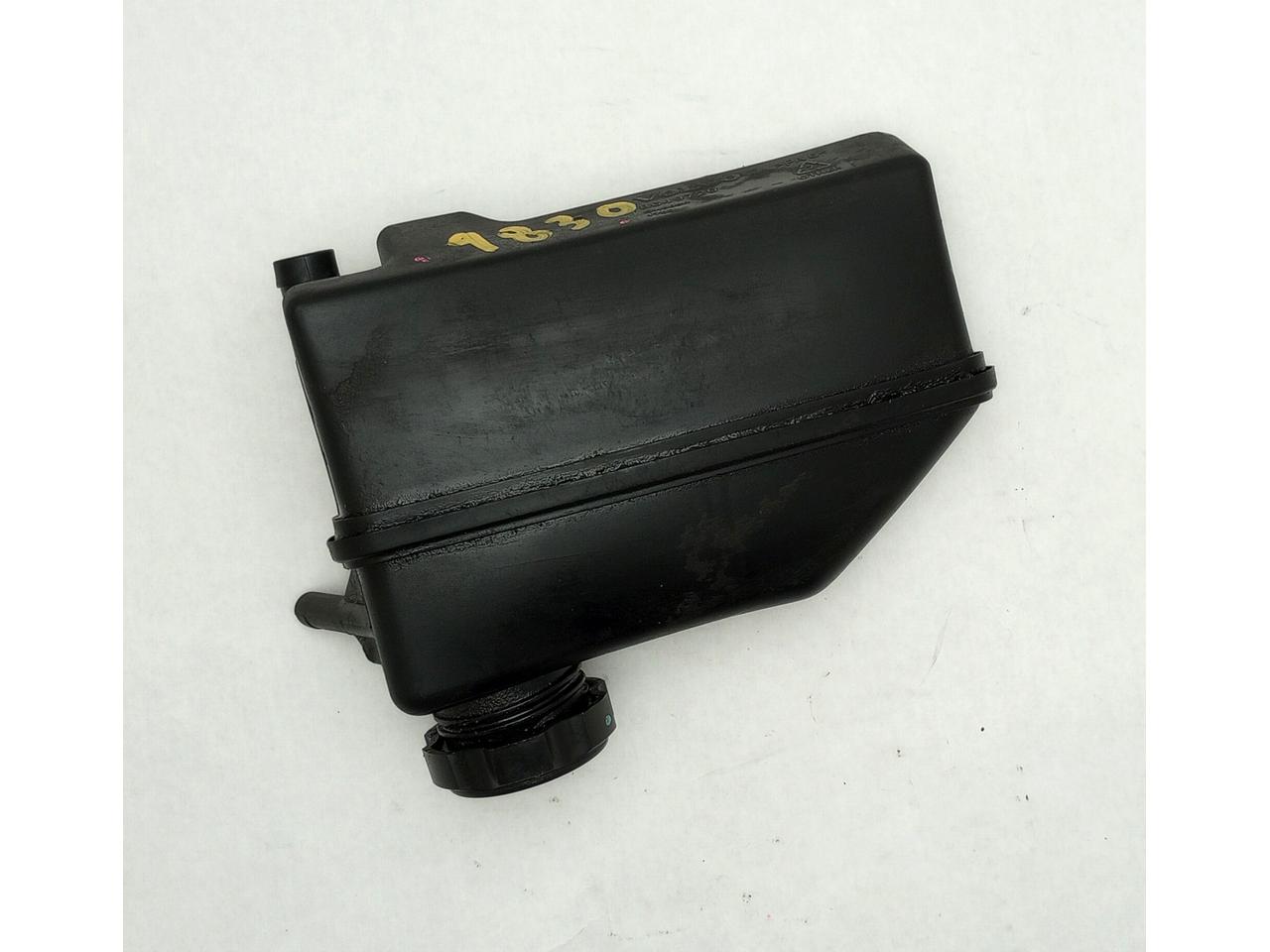 Volvo V70 Power Steering Reservoir