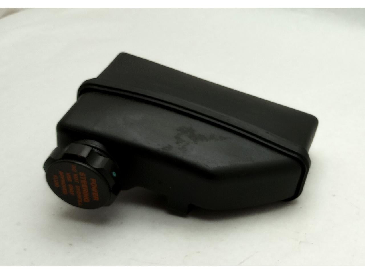 Volvo V70 Power Steering Reservoir