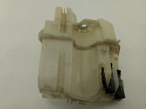 Volvo V70 Windshield Washer Reservoir