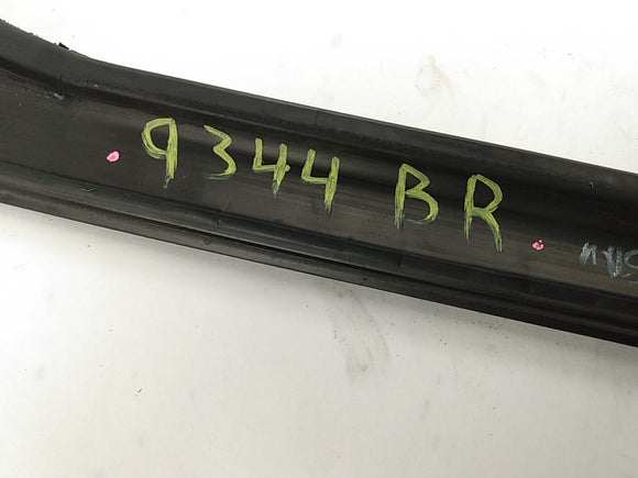 Alfa Romeo Giulia Passenger Right Rear Upper Door Window Seal