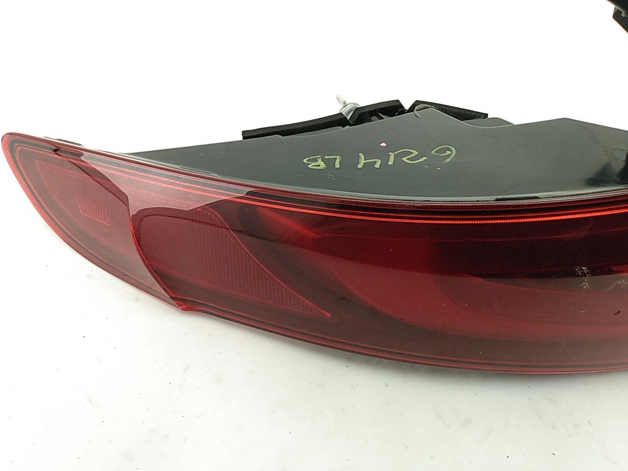 Alfa Romeo Giulia Driver Left Outer Tail Light