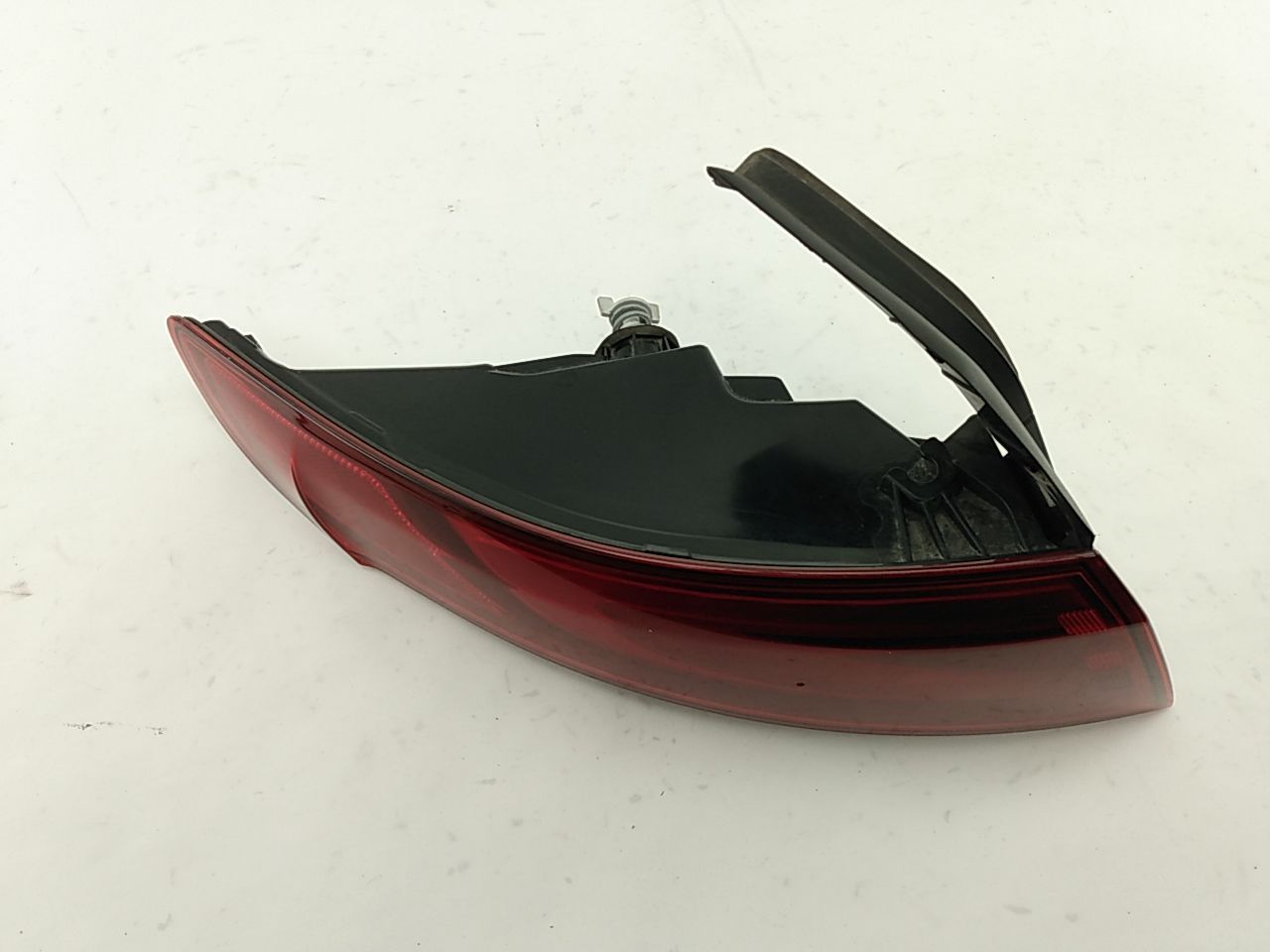 Alfa Romeo Giulia Driver Left Outer Tail Light