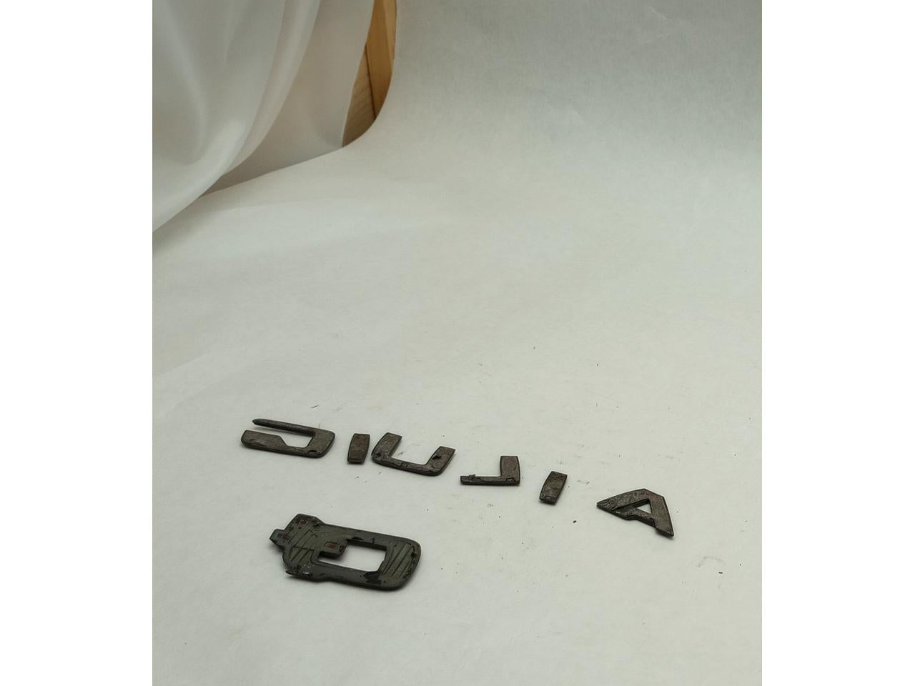 Alfa Romeo Giulia Trunk Giula Q4 Emblem