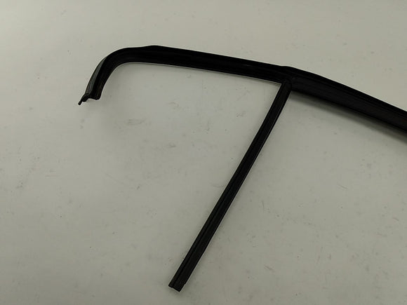 Alfa Romeo Giulia Driver Left Rear Upper Door Seal Molding
