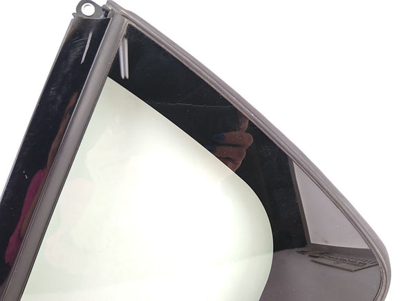 Alfa Romeo Giulia Driver Left Rear Door Vent Glass