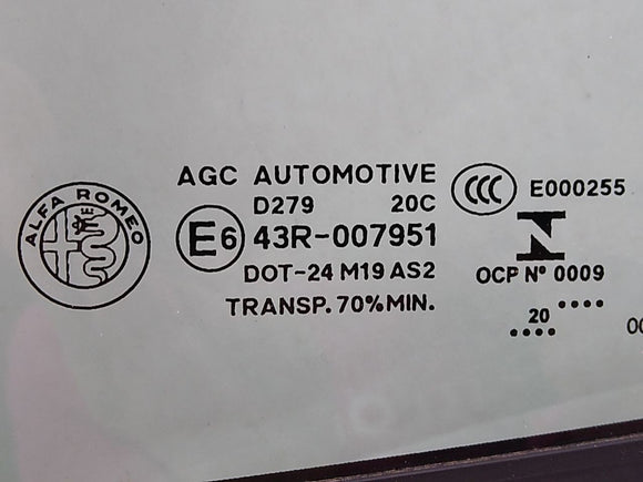 Alfa Romeo Giulia Driver Left Rear Door Vent Glass