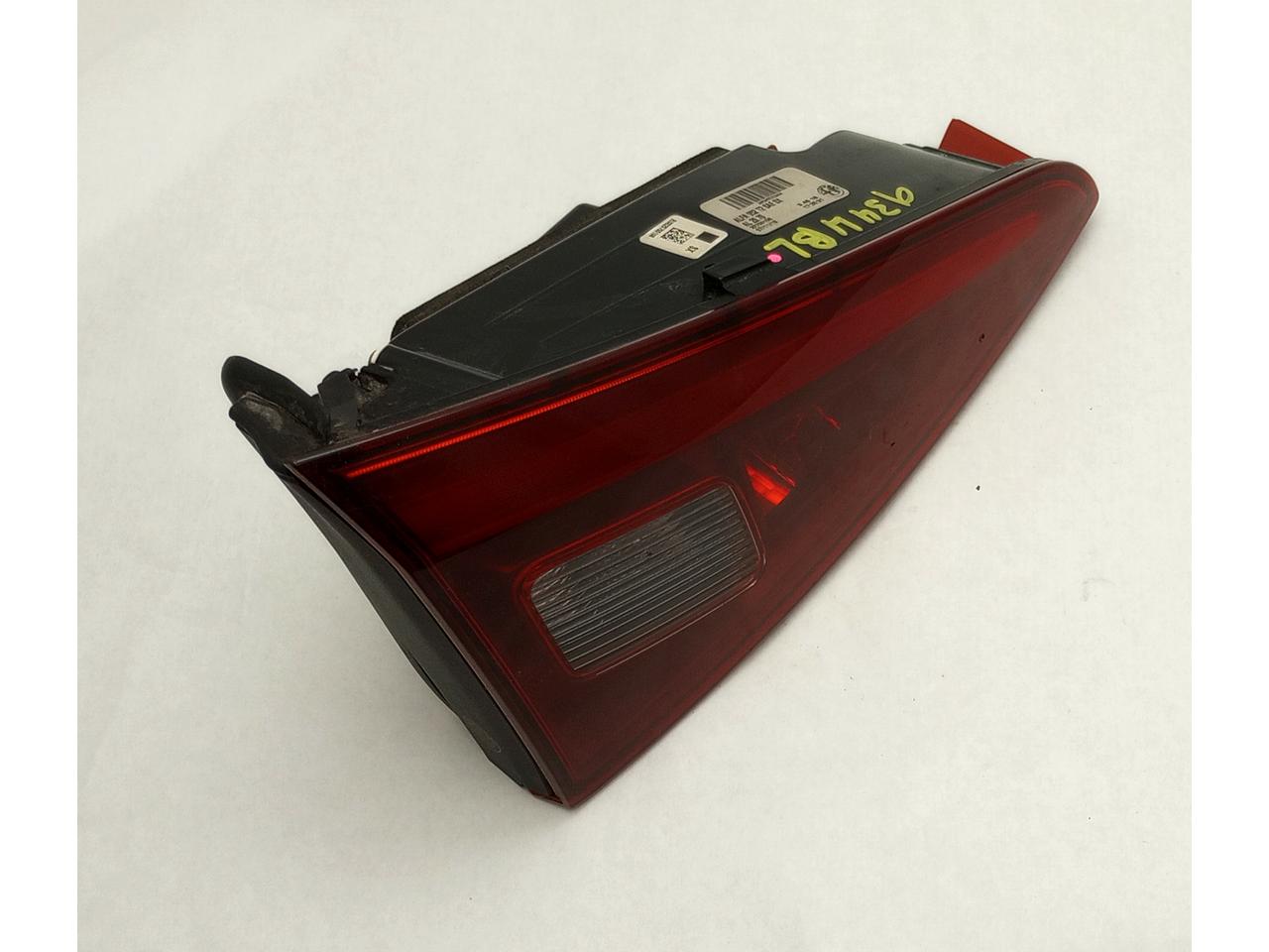 Alfa Romeo Giulia Driver Left Rear Inner Tail Light