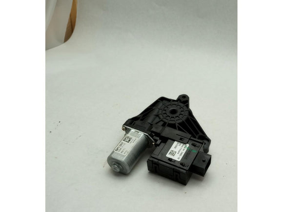 Alfa Romeo Giulia Driver Left Rear Window Motor