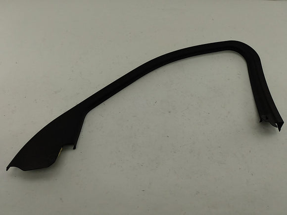 Alfa Romeo Giulia Passenger Right Front Door Window Frame Trim