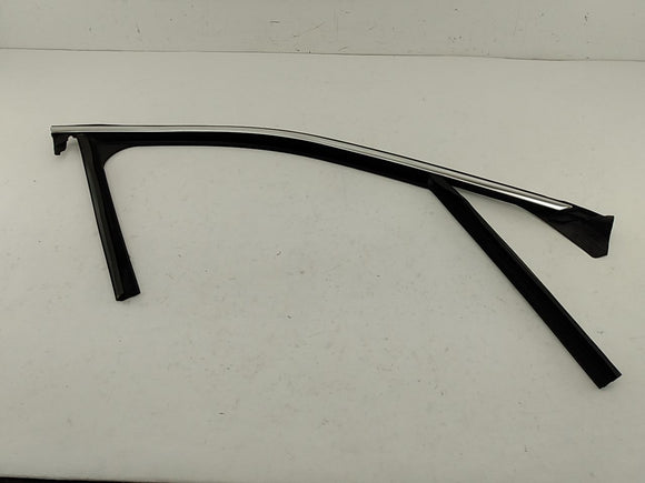 Alfa Romeo Giulia Passenger Right Front Upper Door Seal Molding
