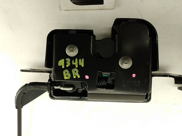 Alfa Romeo Giulia Pair Of Rear Seat Fold Down Latches