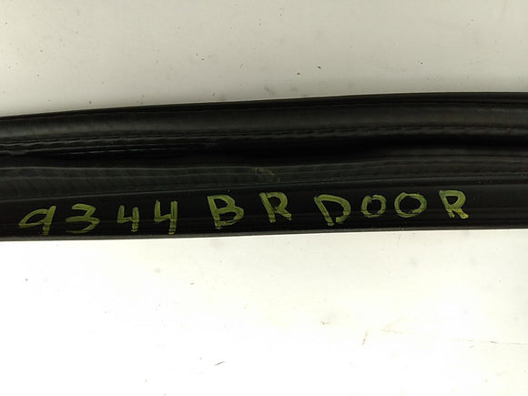 Alfa Romeo Giulia Passenger Right Rear Door Seal Moulding Weather Strip