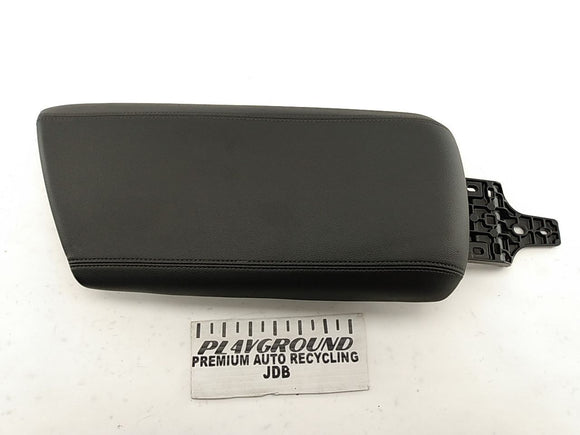 Alfa Romeo Giulia Center Console Arm Rest