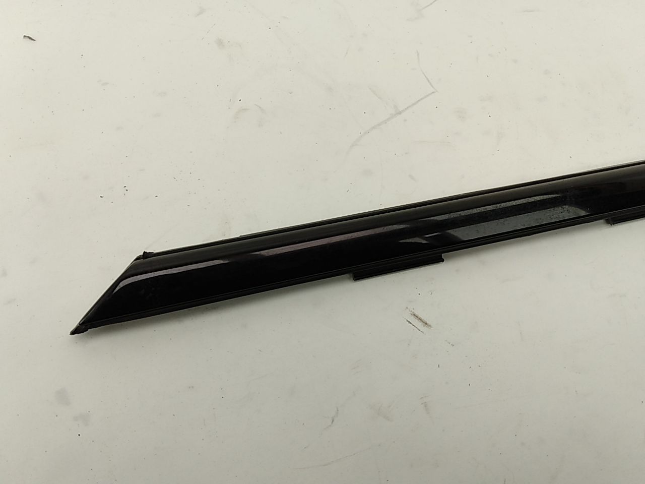 Alfa Romeo Giulia Driver Left Front Exterior Door Window Molding Trim