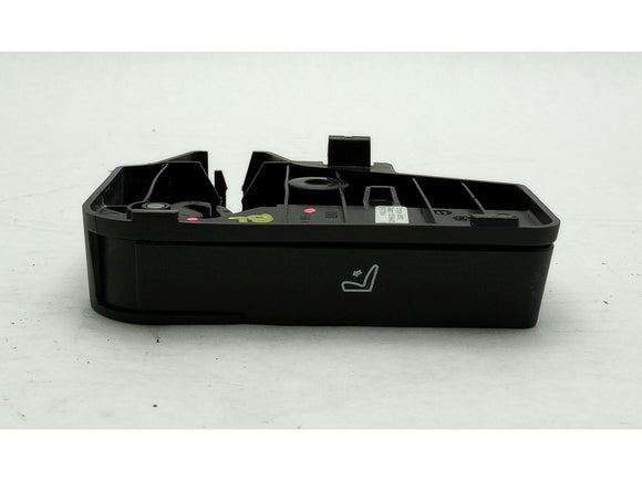 Alfa Romeo Giulia Driver Left Rear Seat Release Handle