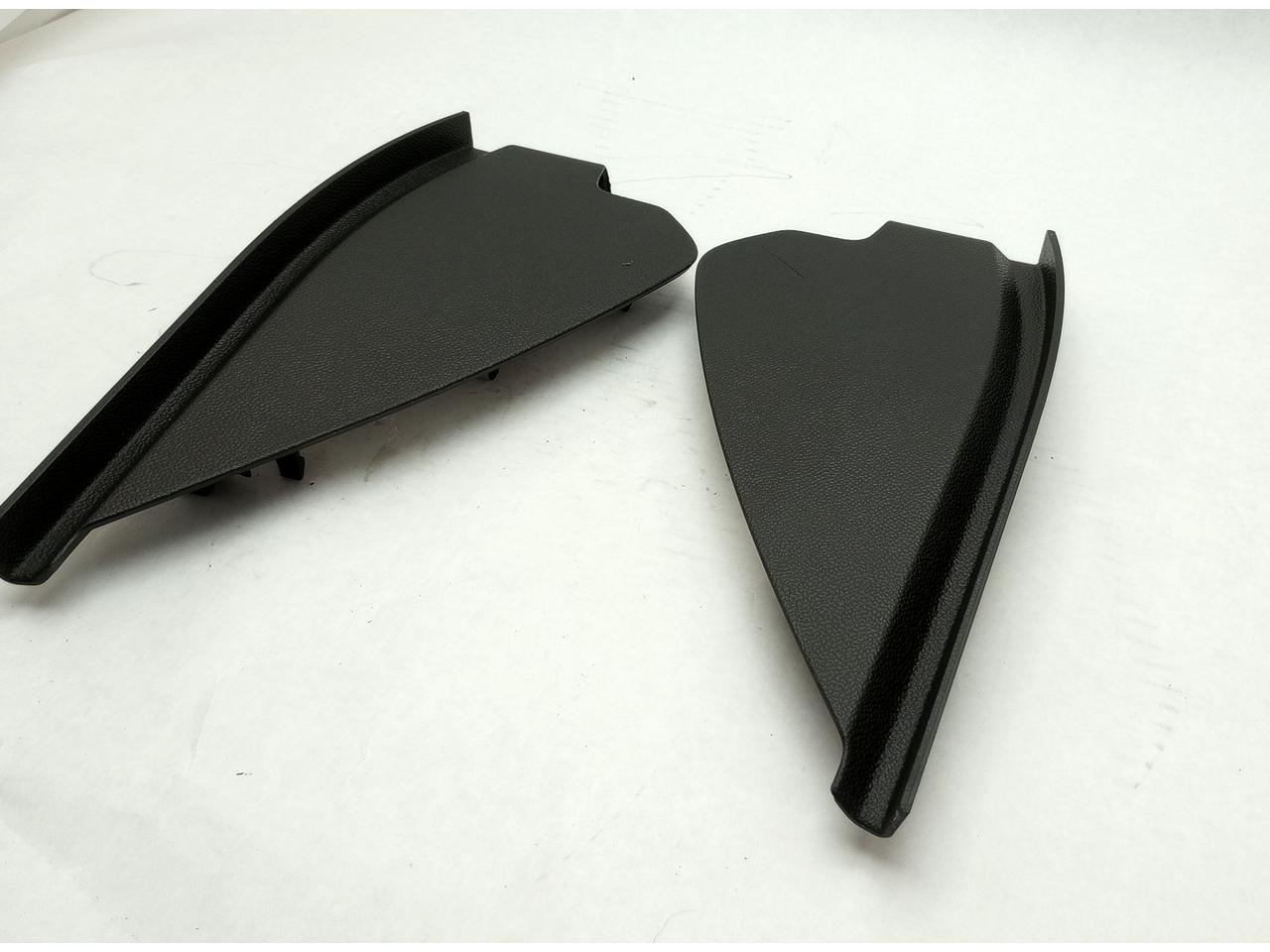 Alfa Romeo Giulia Pair Of Dashboard End Caps